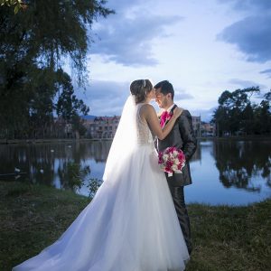 fotografias-de-bodas-centro-social-de-oficiales-de-la-policia-fotografias-de-matrimonios-hermosos-atardeceres-james-alberth-fotografo-de-bodas